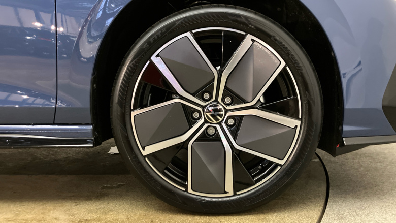 Volkswagen Golf 1.5 eTSI 150 Black Edition 5dr DSG Petrol Hatchback